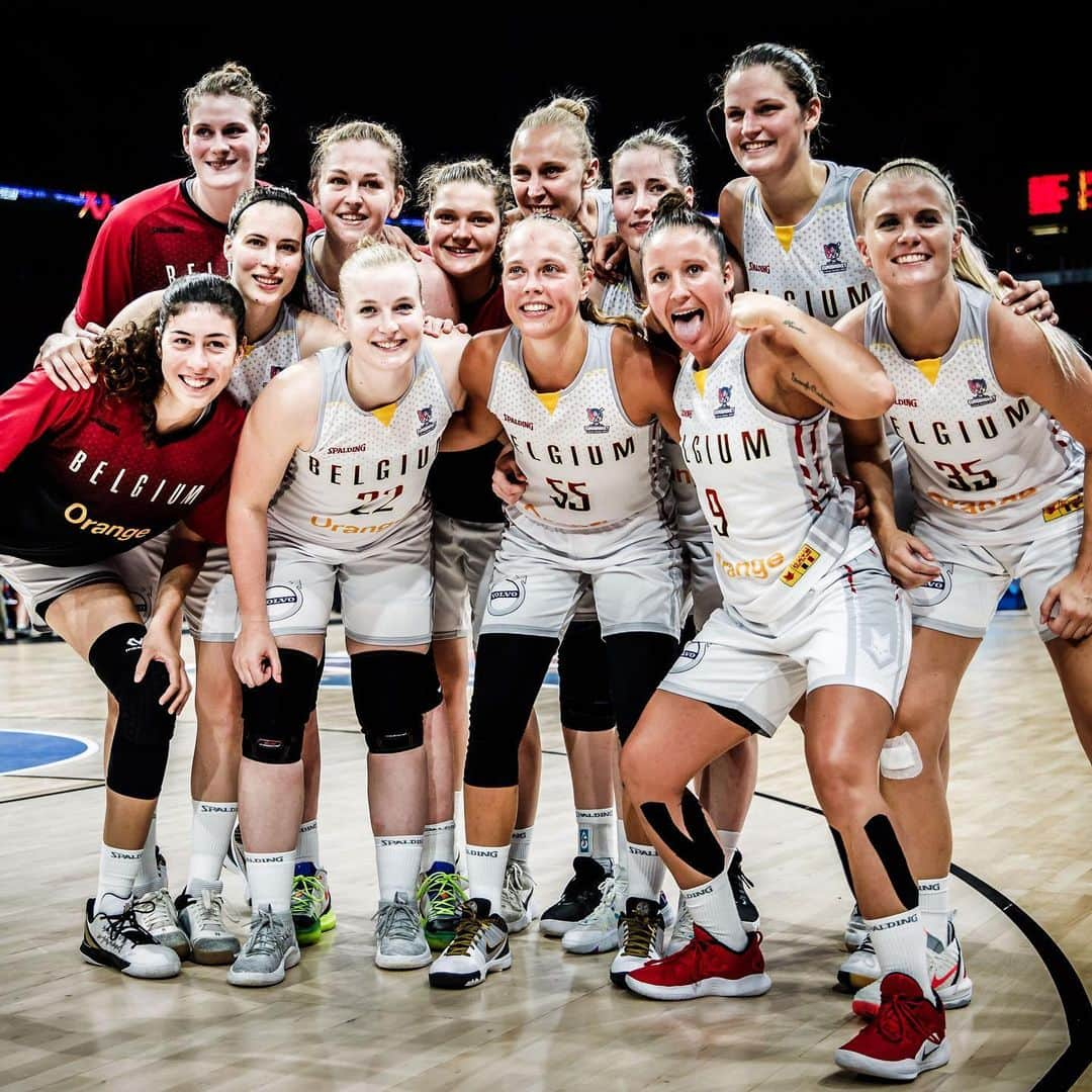 FIBAさんのインスタグラム写真 - (FIBAInstagram)「🇪🇸🇫🇷🇷🇸🇬🇧🇧🇪🇸🇪 . @EuroBasketWomen spots for the #FIBAOQT @Tokyo2020 🏀 are completed!」7月7日 0時35分 - fiba