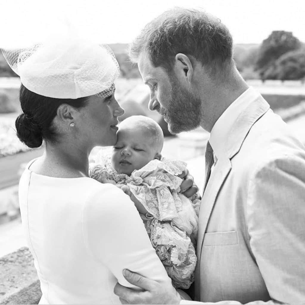 People Magazineさんのインスタグラム写真 - (People MagazineInstagram)「It's Archie's big day! Meghan Markle and Prince Harry's baby boy had his christening today at Queen Elizabeth’s private chapel at Windsor Castle. | 📷: Chris Allerton/@sussexroyal」7月7日 0時36分 - people