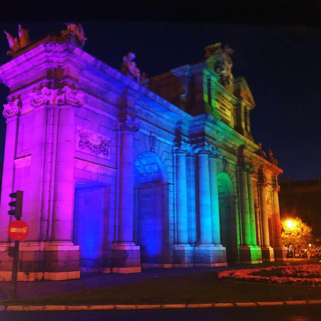 ジェフリー・バトルのインスタグラム：「Madrid Pride!」