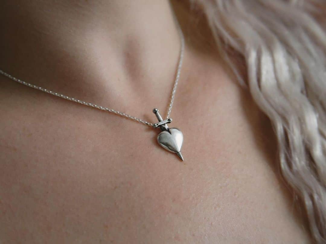のインスタグラム：「“So it’s true, when all is said and done - grief is the price we pay for love...” The Sword-Pierced Heart Necklace by #AlexStreeter  Available in the Medieval Section at AlexStreeter.com」