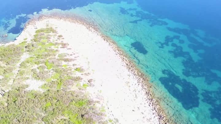 マリオ・マンジュキッチのインスタグラム：「Croatian coastline, episode 5 😎😀🇭🇷❤🔝 #croatia #fulloflife #mm17🌪」