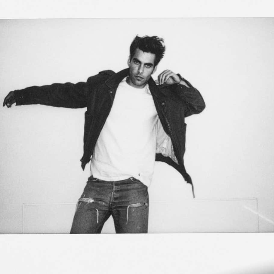 ジョン・コルタジャレナさんのインスタグラム写真 - (ジョン・コルタジャレナInstagram)「@dsectionmagazine by @nicobustos」7月7日 2時03分 - jonkortajarena