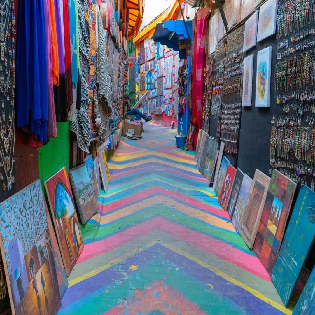 Lonely Planetさんのインスタグラム写真 - (Lonely PlanetInstagram)「'Wandering through the medina in #Fez is a feast of sights, sounds, and smells. From this colorful 'Rainbow Street' to narrow, dark alleys that you need to squeeze through single file. You will find donkeys carrying goods, men pushing carts of produce, beautifully hand-crafted textiles, leather, and metal goods, people hurrying to the mosque for prayer, and children playing ball in the street. And the foods on display! Never before have we seen camel heads, sheep feet, cow stomach, and other organs next to displays of dates, candies, pastries, and freshly-made cheeses. A visit is a true exercise in cultural immersion.' – @we3travel -- Tap our bio link for more Morocco travel tips!」7月7日 2時00分 - lonelyplanet