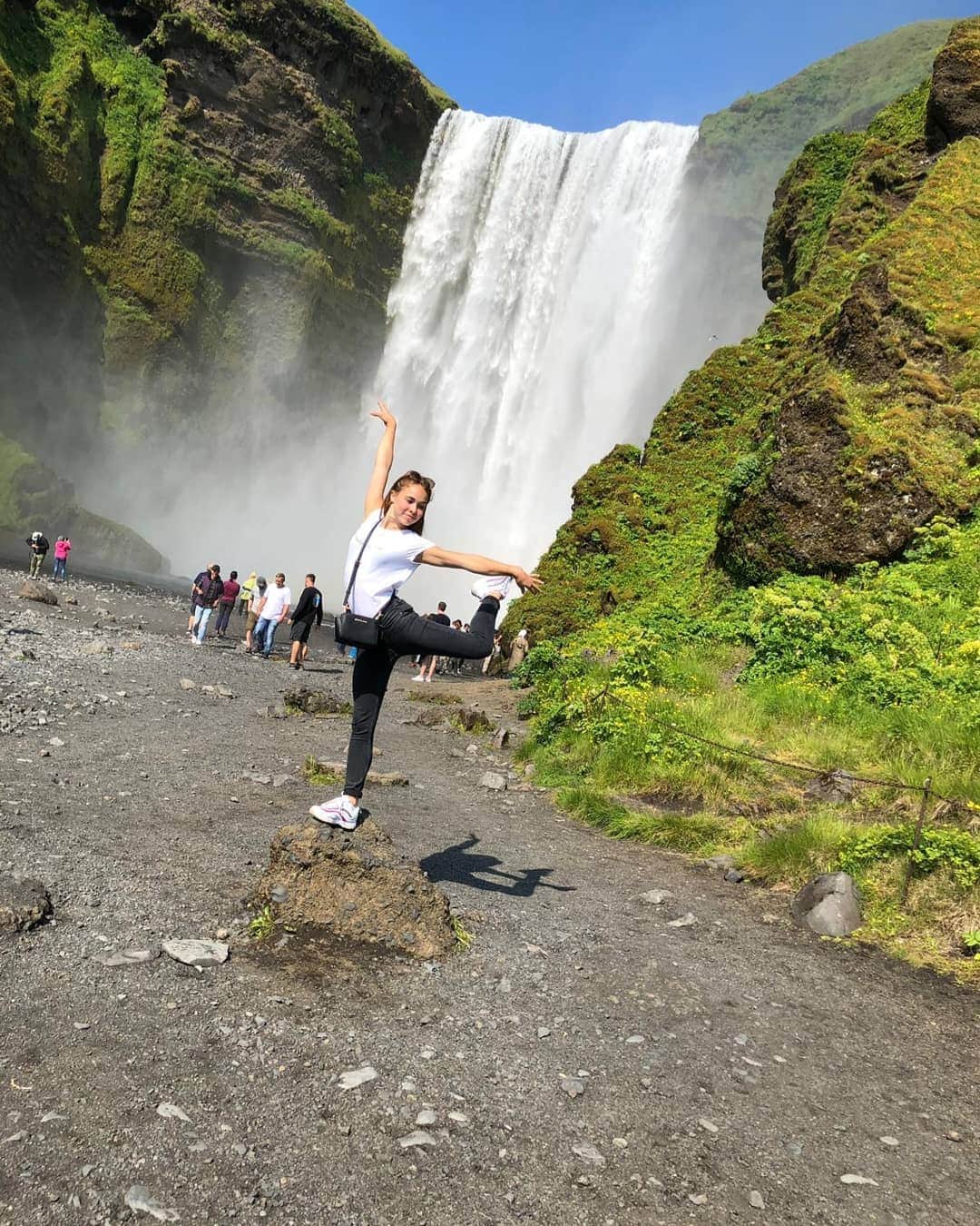 エイトォーラ・トールズドッティルのインスタグラム：「Home❤🇮🇸」