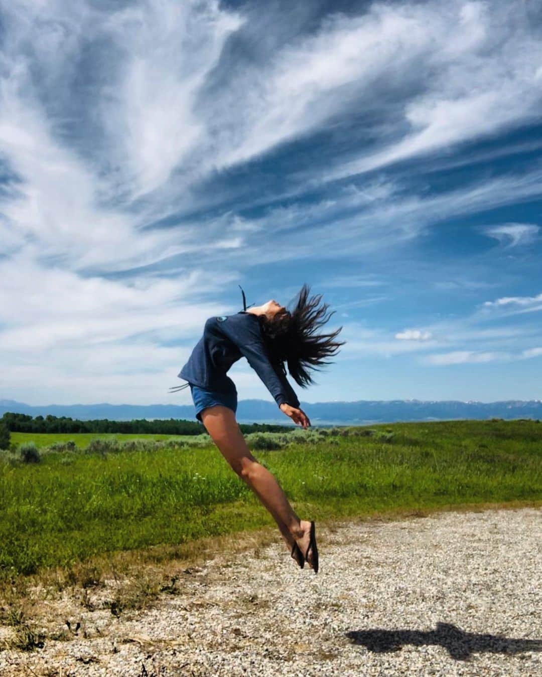 ダニエラ・ルーアさんのインスタグラム写真 - (ダニエラ・ルーアInstagram)「#Idaho #jumps series #1 . #Salto Idaho #1」7月7日 3時51分 - danielaruah