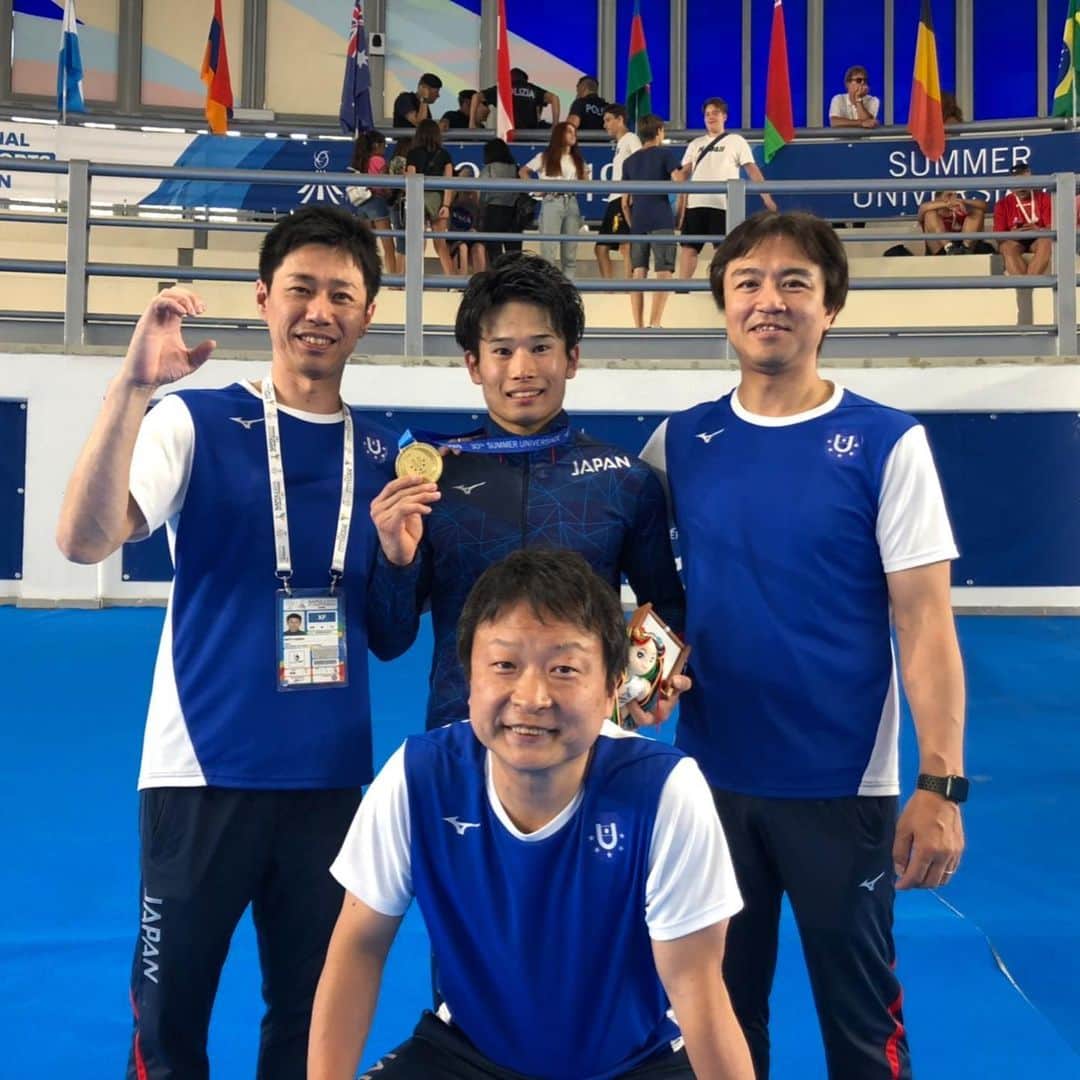 萱和磨のインスタグラム：「ユニバーシアード個人総合優勝しました❗️ 明日の種目別、床、あん馬、つり輪、平行棒に出場します❗️ 引き続き応援よろしくお願いします📣 #universiade2019  #ぶち上げナポリ」