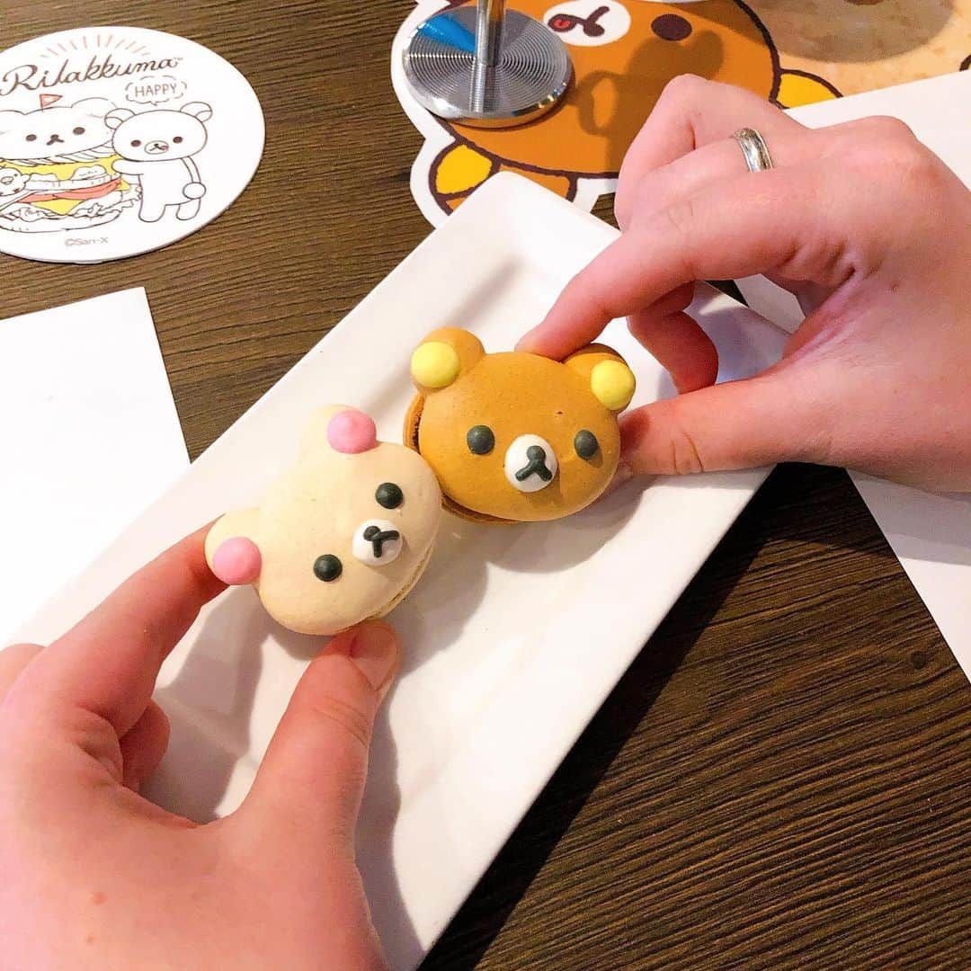 Rilakkuma US（リラックマ）さんのインスタグラム写真 - (Rilakkuma US（リラックマ）Instagram)「The dessert at the Cafe Pop Up are macarons from @honeyandbutter! So cute! . . . #rilakkumaus #rilakkuma #sanx #macaron #kawaii #cutefood #eaterla #foodie #dtla #リラックマ #サンエックス」7月7日 5時16分 - rilakkumaus