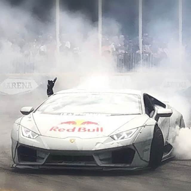 Wataru Katoさんのインスタグラム写真 - (Wataru KatoInstagram)「Thank you @madmike.123 for building awesome LB WORKS Huracan !! Much appreciate your great job and great performance!! I would like to make more crazy thing with @madmike.123 !! Stay tune & more something crazy !!」7月7日 5時36分 - libertywalkkato