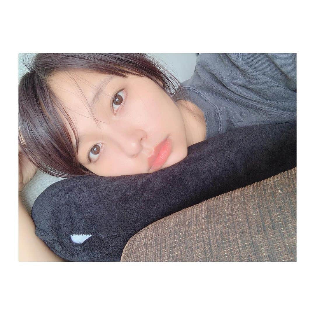 のインスタグラム：「2days 東京でもお仕事。一瞬おうちに帰れた〜☺︎毎日ヒール&スーツで浮腫むし、身体が疲れるのでメンテナンスもしてきたよ。 腕キャビ&強めハンドマッサージ (@zarahabeauty ) からの整体(@biyoukyouseikikaku_kaede ) ２つともゴッドハンド過ぎてずっとやっててほしい。… 京都にも来てください笑。 * * * #beauty #整体 #エステ #Diet #すっぴん #スキンケア #ダイエット #骨盤矯正」