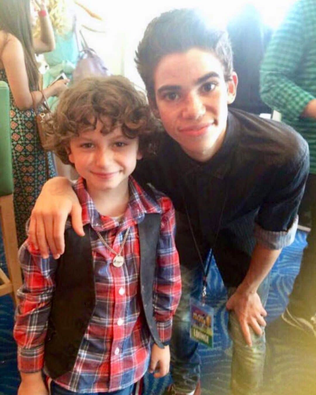 オーガスト・マトゥーロのインスタグラム：「‪We are so sad!!! 😭 Praying for his family. 🙏 A sweet, gentle soul and so insanely talented.  #RIPCameronBoyce my Disney brother. 😭 Gone way too soon. ‬」