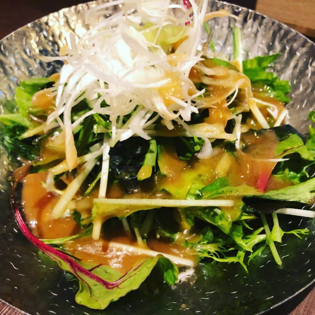 世手子さんのインスタグラム写真 - (世手子Instagram)「Green light! I ate udono(^_-)O Comments are nice(*^◯^*) Everyone ,goooood♪(´ε｀ ) Have a nice Sunday(//∇//) https://item.woomy.me/c/51004 @mugibouzu.0409 #うどん酒場 #麦ぼうず にいって きたよ( ^ω^ ) #円居 #細うどん が楽しめるよ(^o^) 席料、通し代がないのは嬉しいね(*´∀`)♪ @erikanoreichijo と 一緒にいると耳が #青信号赤信号 で光るみたいww 大井町 麦ぼうずで検索！ Casting by @woomy.restaurant こちらの投稿を入店時にご提示してくれたお客様10%off！！ #イヤリング：#ルピス @queen.lupis (v0416) #トップス：#eka @ekalosangelesjapan (CC010136)」7月7日 17時25分 - rojide