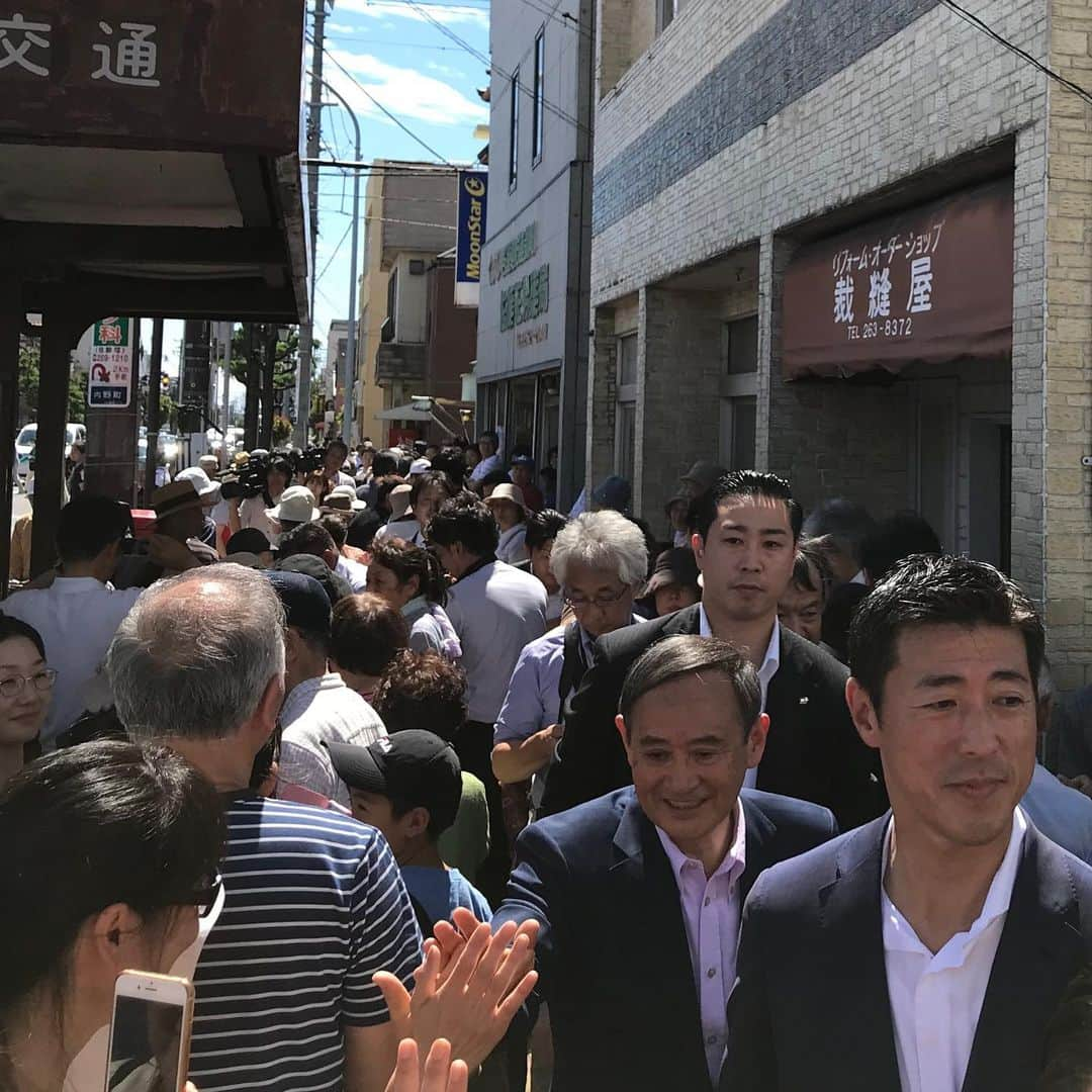 菅義偉さんのインスタグラム写真 - (菅義偉Instagram)「#参議院議員選挙 #新潟県 #つかだ一郎 #菅官房長官 #応援」7月7日 8時38分 - suga.yoshihide