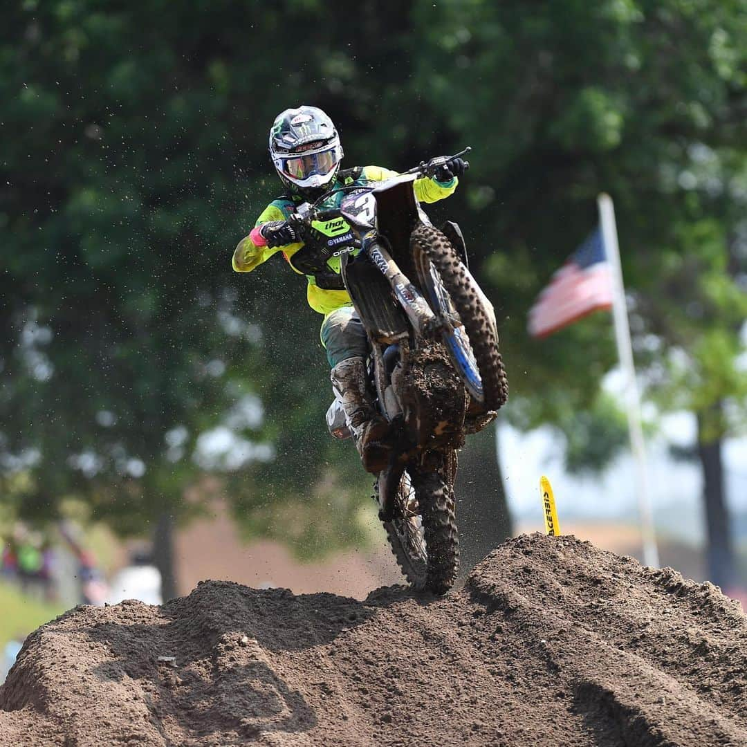 モンスターエナジーさんのインスタグラム写真 - (モンスターエナジーInstagram)「Congrats to #MonsterEnergy riders planting their names on the podium out at @redbudmx 🙌🏻 ⠀⠀⠀⠀⠀⠀⠀⠀⠀ @elitomac goes 1-2 in 450 #Moto, charging in the final half of Moto 2 to close the gap. @dylanferrandis dominated #RedBud with a sweep of Victory Lane in both Motos, followed by @adamcianciarulo in 2nd and @justincooper_32 in 3rd. ⠀⠀⠀⠀⠀⠀⠀⠀⠀ #Motocross #ProMotocross #MonsterEnergy」7月7日 8時51分 - monsterenergy