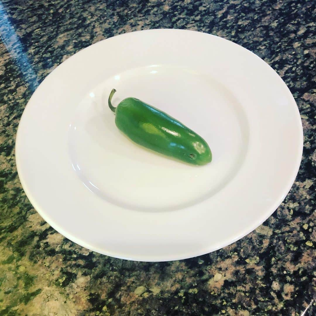 デイブ・クーリエさんのインスタグラム写真 - (デイブ・クーリエInstagram)「When I first started studying the culinary arts, I ventured to Mexico. That is where I was inspired to create this incredible recipe. I call it Green Pepper. Ingredients:Jalapeño #cutitout #foodiesofinstagram #chef #culinaryarts」7月7日 9時35分 - dcoulier