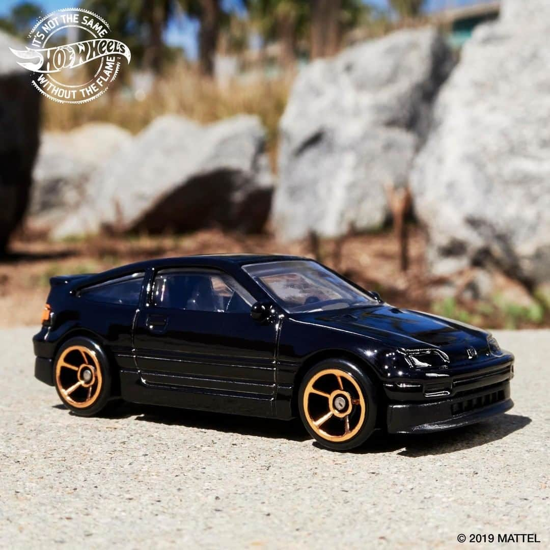 Hot Wheelsさんのインスタグラム写真 - (Hot WheelsInstagram)「The ‘88 Honda CR-X from the NIGHTBURNERZ® mini- collection is 🖤🖤 🖤 #HotWheels #Honda」7月7日 9時39分 - hotwheelsofficial