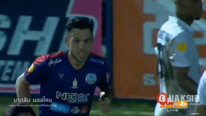 ヴィンセント・ケインのインスタグラム：「Anticipating is key 🔑 2 equalizers in the last 5mins to save a point vs 2nd placed Army United in dramatic game last night. ⚽️⚽️ 88’ 95’ #mofcustoms #kv88 #goalpoacher #vincent #armyunited #goals」