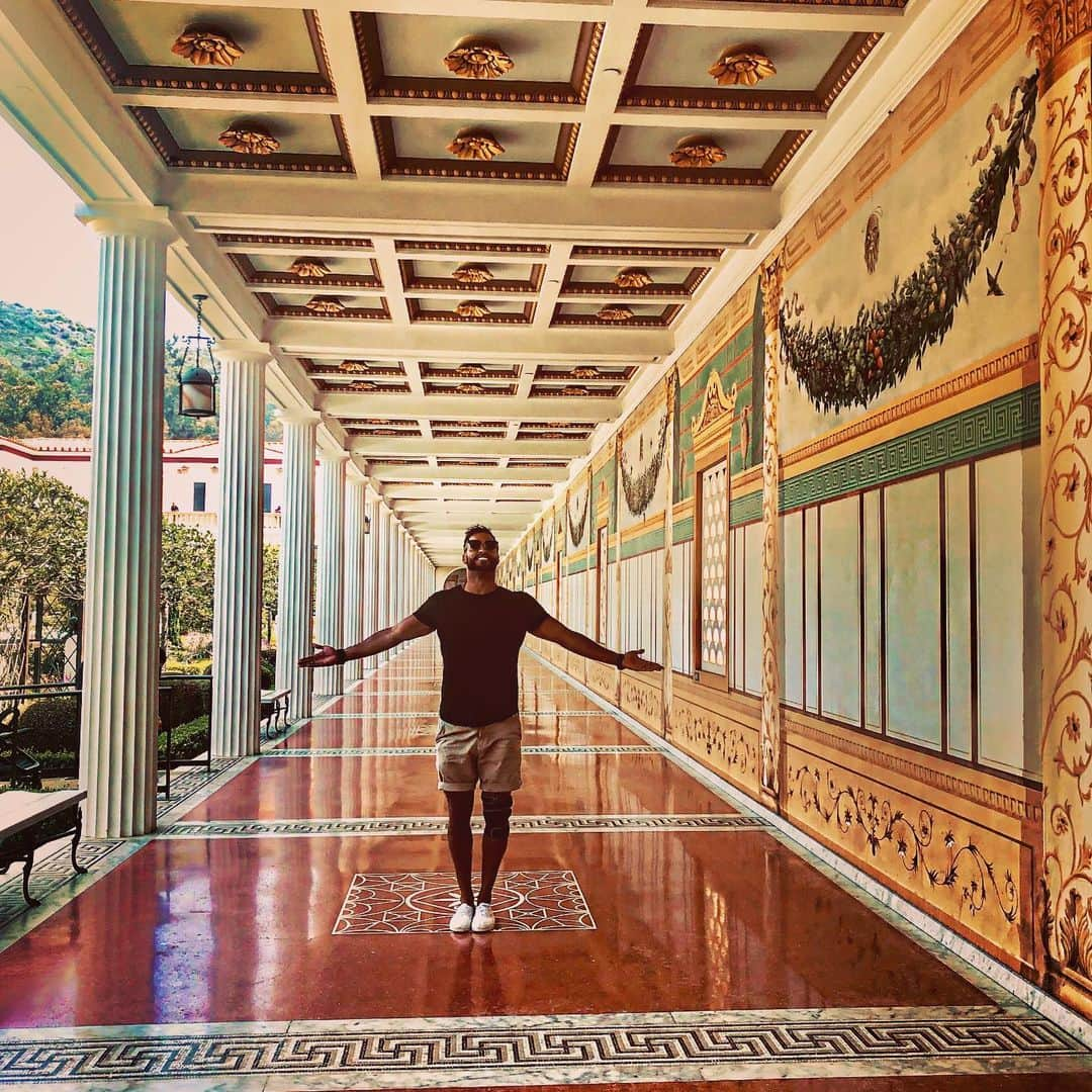 リッキー・ウィットルさんのインスタグラム写真 - (リッキー・ウィットルInstagram)「Soaking it in!! Been here in LA the best part of a decade and finally checked out the Getty Villa and exhibit.🙌🏾 That drive doh😍🌅🏄🏾‍♂️🏄🏼‍♀️#Malibu #thegettyvilla #thegettymuseum #museum #dayoff」7月7日 10時30分 - rickywhittle