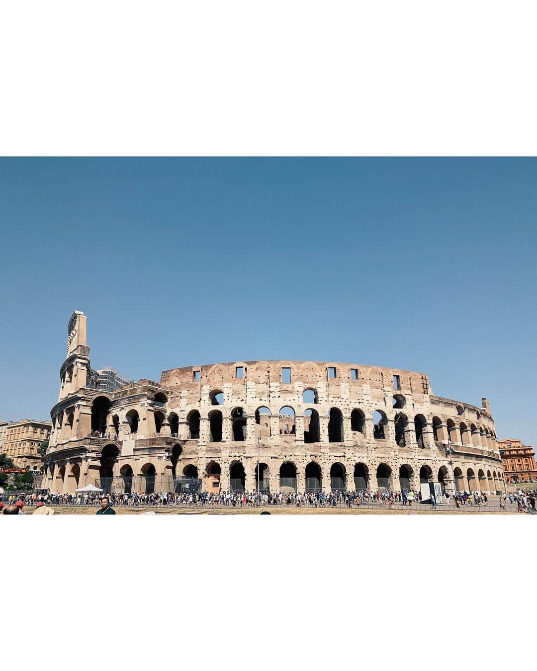 リウ・ウェンさんのインスタグラム写真 - (リウ・ウェンInstagram)「Roaming around Rome!」7月7日 10時24分 - liuwenlw