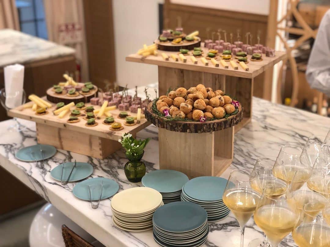 メゾン・プルミエール アット ロビンズのグルメインスタ