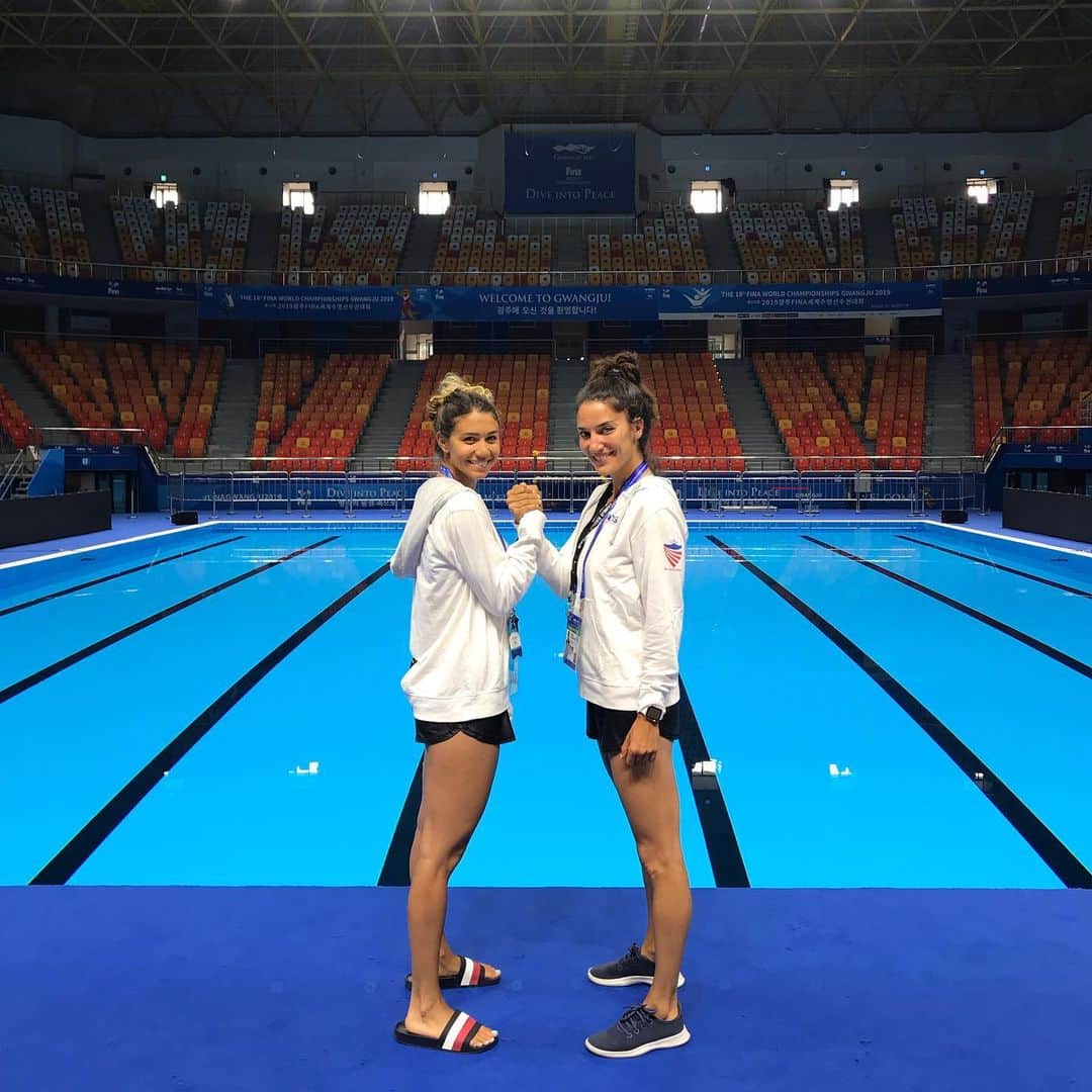 アンドレア・フエンテスのインスタグラム：「Let’s goooooo!!!! @usasynchro @usasynchront @rymbossaty @gwangju.2019.official @fina.gwangju2019」