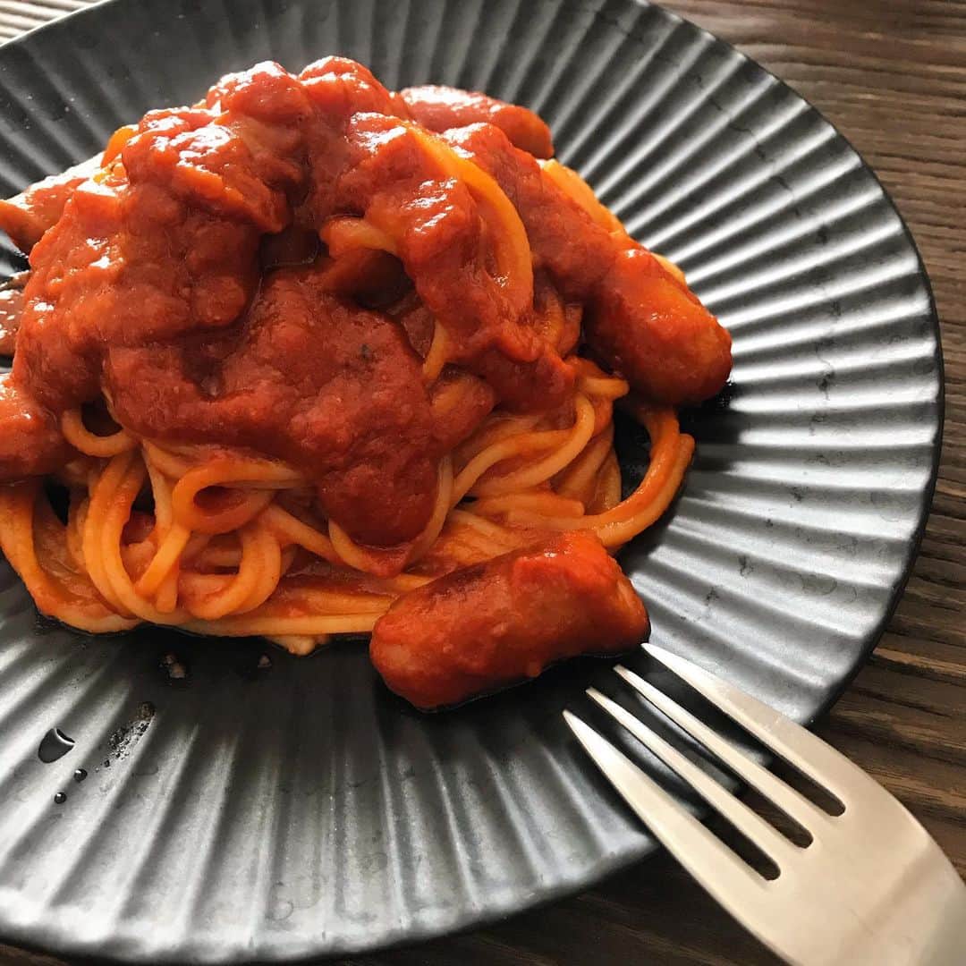 sioneのインスタグラム：「お昼はパスタ」