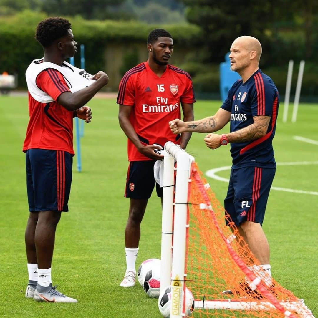 アーセナルFCさんのインスタグラム写真 - (アーセナルFCInstagram)「Freddie Ljungberg with the words of wisdom⁠ ⁠ #Arsenal #preseason #training #Saka #AMN #MaitlandNiles #Ljungberg #Gunners」7月7日 14時05分 - arsenal