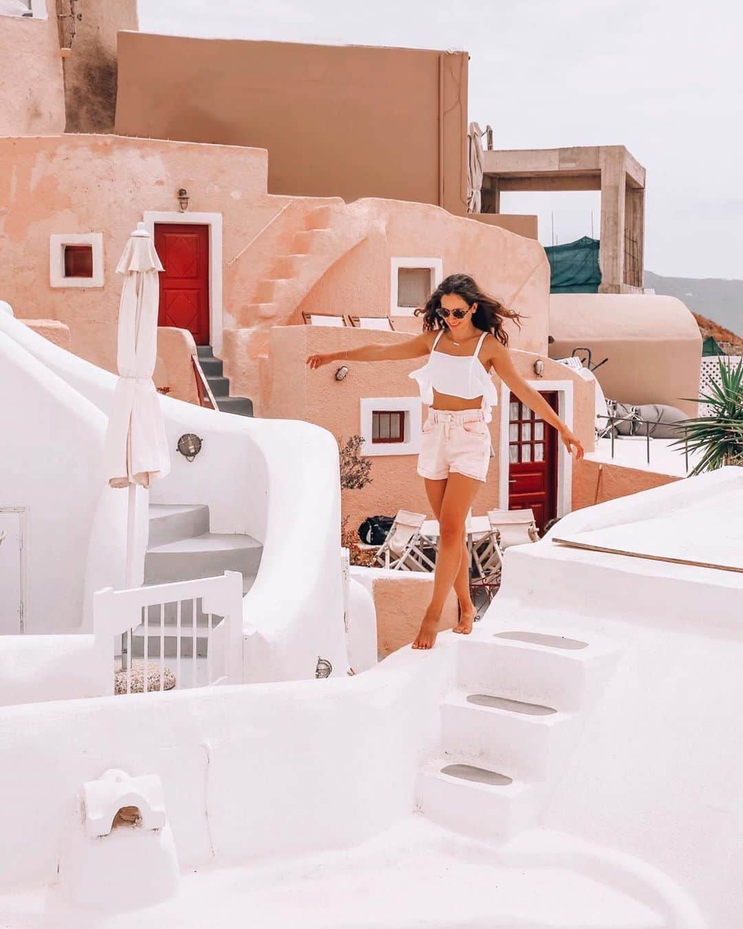Kapten & Sonさんのインスタグラム写真 - (Kapten & SonInstagram)「'Good things come to those who book flights.' ✈️ Did you already book your summer trip? ☀️ @callia_m found the perfect place in Greece! 💛 #bekapten #kaptenandson⁠ .⁠ .⁠ .⁠ #adventureseeker #travelgram #travelling #traveladdicted #passportpassion #summervibes #summertime #vacationtime」7月7日 14時30分 - kaptenandson
