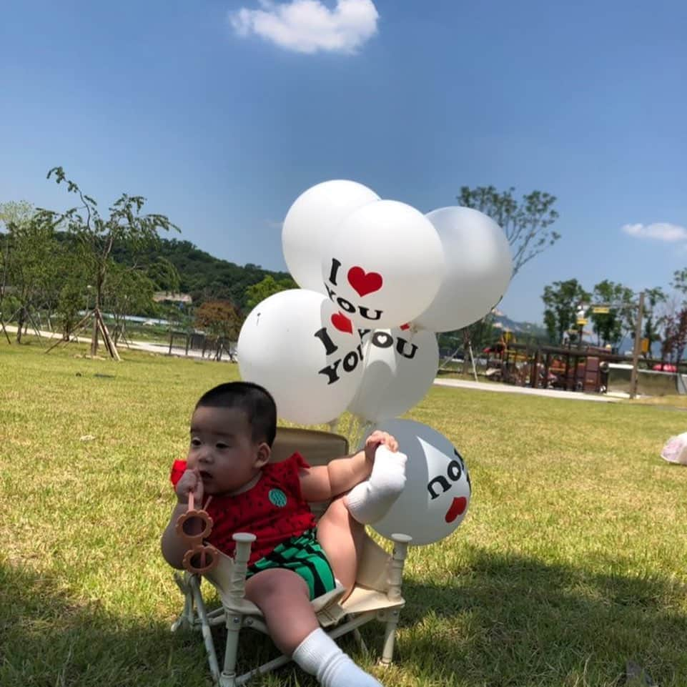 コ・アラさんのインスタグラム写真 - (コ・アラInstagram)「#super#lovely#nephew#adorable Wishing you guys a lovely day ~💕❤️🙏💕😘#조카바보#고하준#하준#고아라#고모 ~😍💕❤️💕😘」7月7日 15時25分 - ara_go_0211