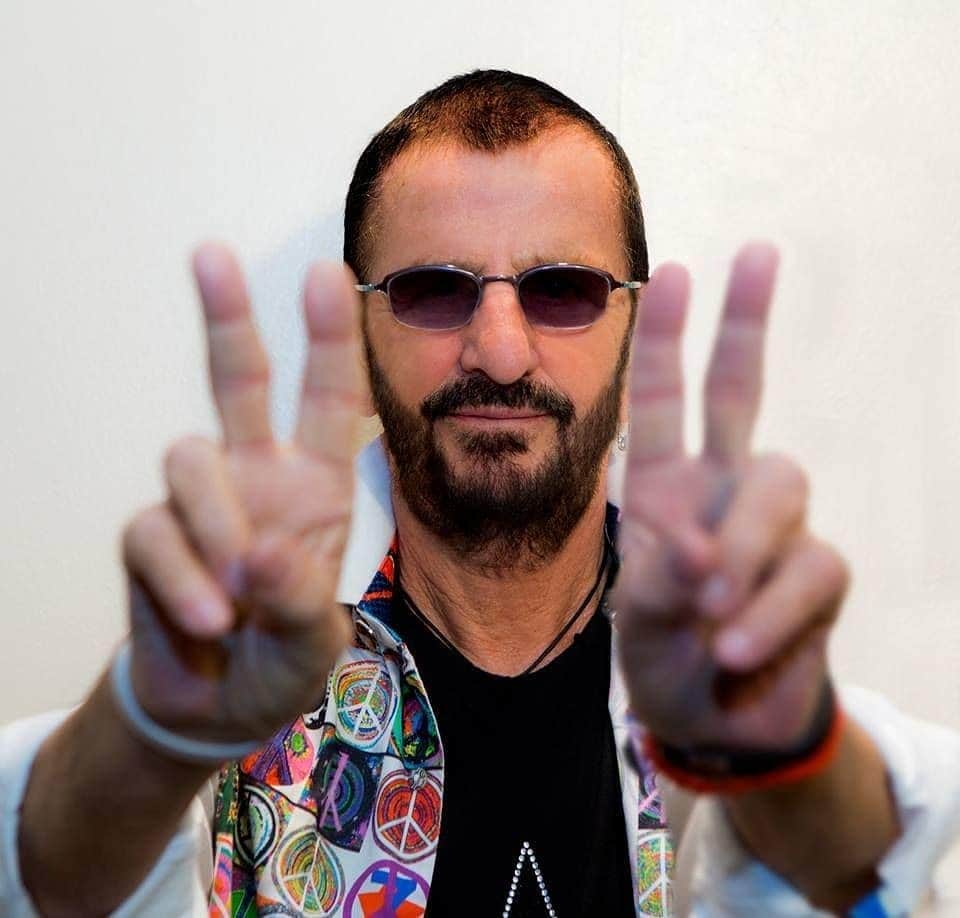 スラッシュさんのインスタグラム写真 - (スラッシュInstagram)「Happy Birthday #RingoStarr ! iiii]; )'」7月7日 15時36分 - slash