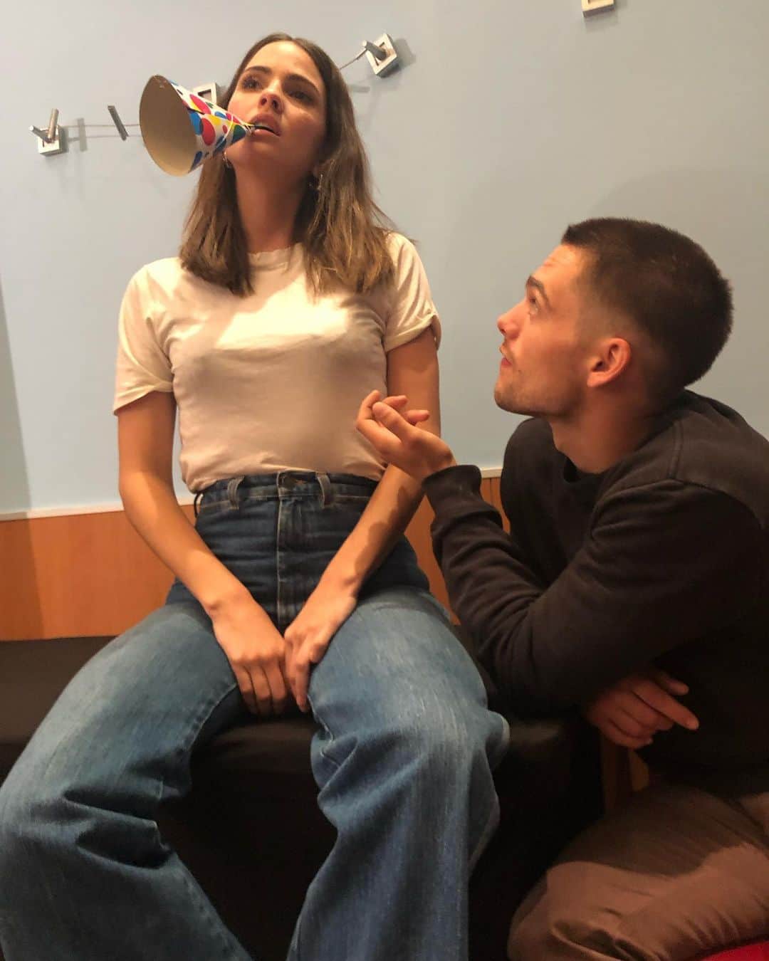 のインスタグラム：「HBD to a very special baby in the jungle he’s amazing he’s like the baby brother i never had i can dress him up & move him like a puppet & he’ll never yell at me you are magic 🎉」