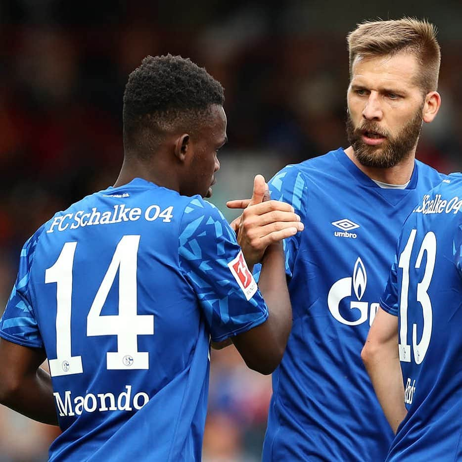 シャルケ04さんのインスタグラム写真 - (シャルケ04Instagram)「Erster Torschütze im neuen Heimtrikot: @rabbimatondo 🙌🏽 . . First goal scorer in our new home jersey: Rabbi Matondo 🙌🏽 . . #RWOS04 0-1 #Schalke #S04 #PreSeason #Knappen #Football #Soccer #Matchday #WirLebenDich #🔵⚪️」7月8日 1時22分 - s04