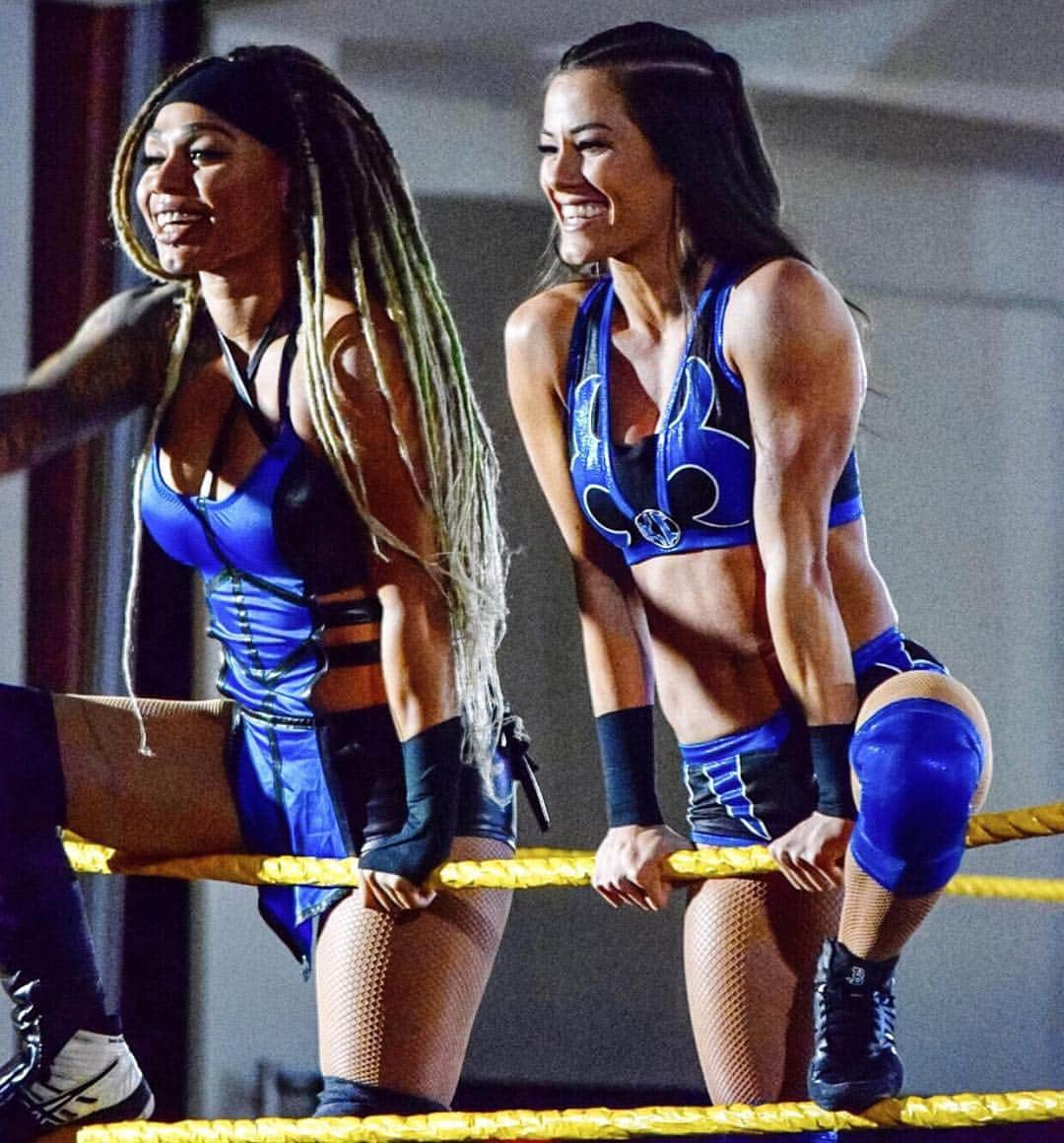 カシー・カタンツァーロさんのインスタグラム写真 - (カシー・カタンツァーロInstagram)「Catch #TeamNinja this weekend 🖤💙 @laceylanewwe . Thursday 7/11  #NXTWinterHaven  Saturday 7/13  #NXTCitrusSprings . 📸: @morgunshowsphotos」7月8日 1時53分 - katana_wwe