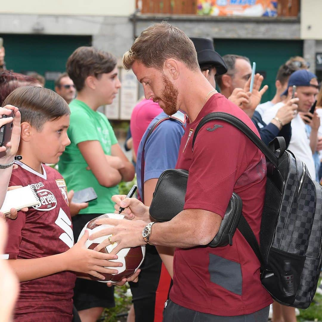 トリノFCさんのインスタグラム写真 - (トリノFCInstagram)「Rieccoci a Bormio ⛰⚽️😍 #SFT」7月8日 2時19分 - torinofc1906