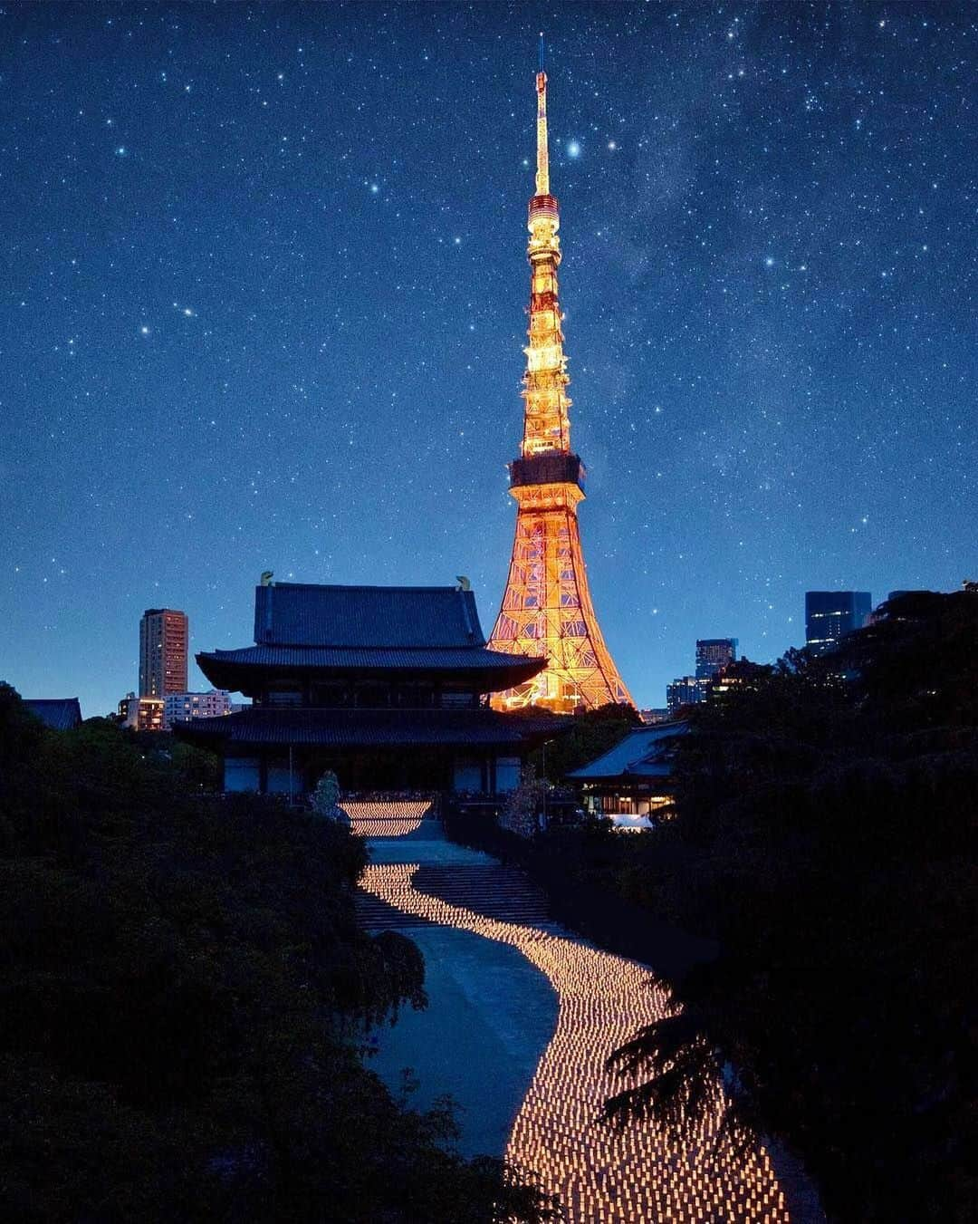 The Peninsula Tokyo/ザ・ペニンシュラ東京さんのインスタグラム写真 - (The Peninsula Tokyo/ザ・ペニンシュラ東京Instagram)「七夕の今日は、何をお祝いしますか？🌌東京タワーに続く天の川とともに、その願いを叶えてみませんか。増上寺では、色とりどりの短冊と多数の和紙キャンドルで演出される、幻想的な七夕まつりが開催されています。皆さま、どうぞ素敵な七夕をお過ごしください♪写真クレジット: @zojoji_enzan1393_official ⠀ Tanabata is one of the most famous summer festivals in Japan and is known as the Star Festival. 🌌For a unique view of the iconic Tokyo Tower, head to Zojoji Temple  where hundreds of Japanese "washi" paper lanterns will be lit on the path leading to the temple in the form of a Milky Way. Photo courtesy of @zojoji_enzan1393_official」7月7日 17時50分 - thepeninsulatokyo