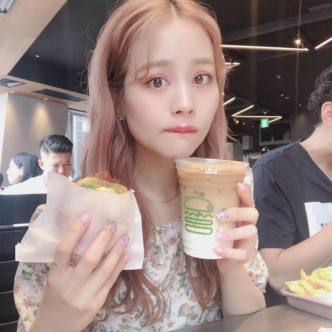 安中亜美のグルメインスタ