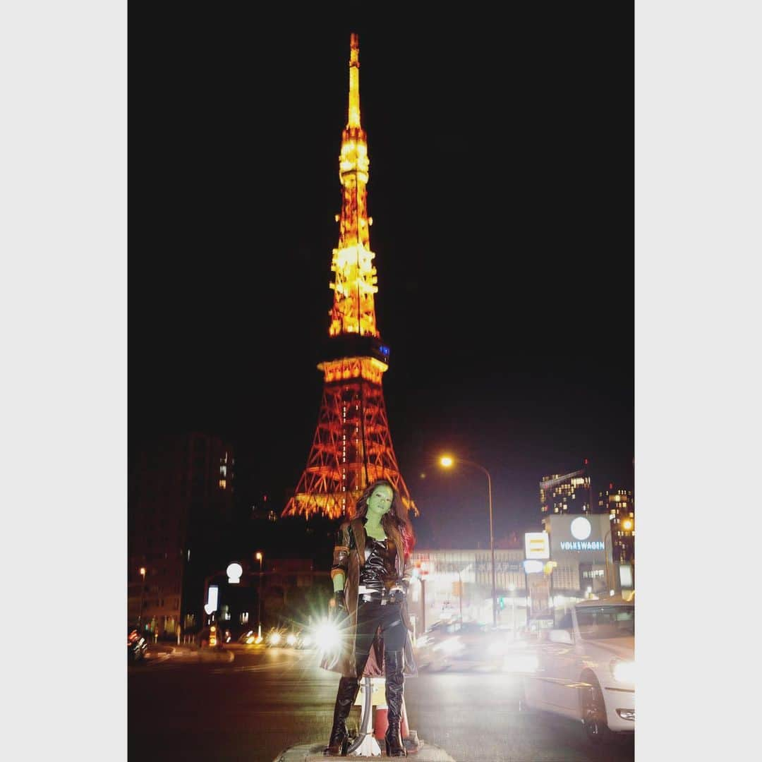 小柳ゆきさんのインスタグラム写真 - (小柳ゆきInstagram)「No.2 #tokyo #tokyotower  #sightseeing #gamora #seriouscosplay #東京 #観光 #ガモーラ #ガモーラ観光シリーズ」7月7日 18時21分 - yuki_koyanagi