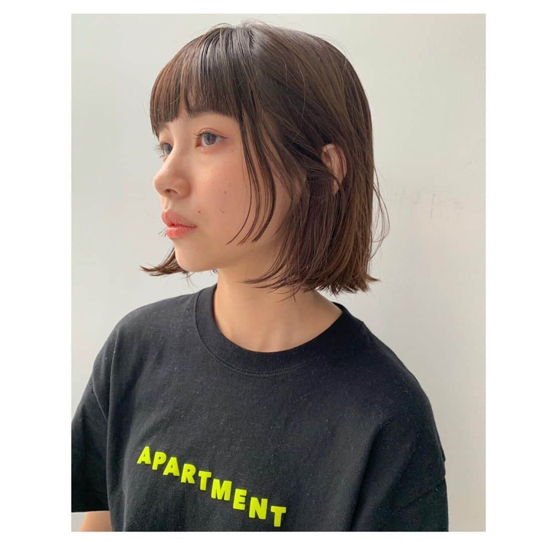 宮崎葉さんのインスタグラム写真 - (宮崎葉Instagram)「ㅤ  cut by @by.nagao 👶🏻 顔まわりみじかくしたくて またその日に予約とりました いつもごめんなさい👶🏻笑 ㅤ そんでこの @apartment_amt  ほんきでかわいいずっと着てる🥺 #apartment #bynagao」7月7日 18時27分 - you_miyazaki