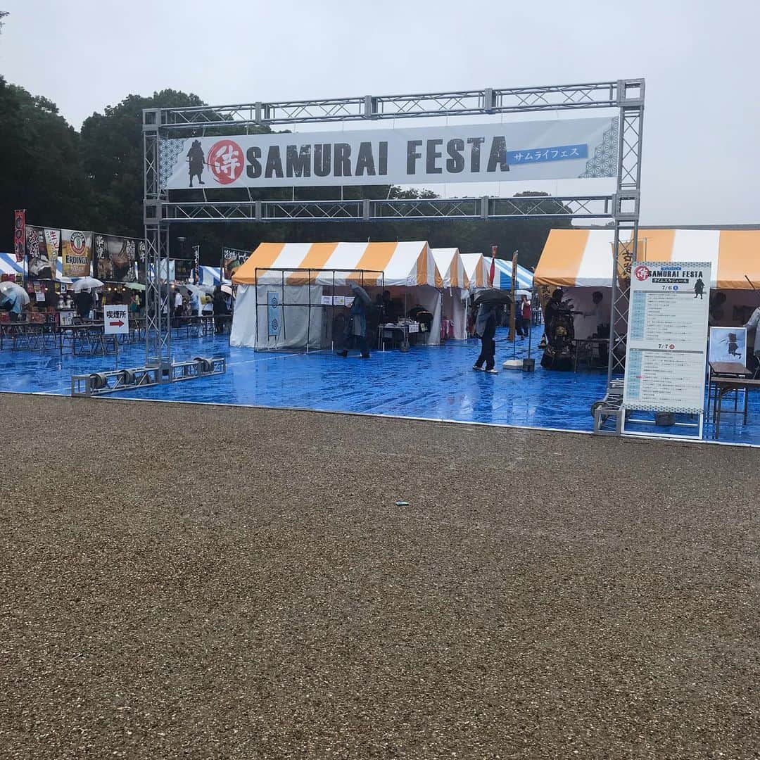 政宗さんのインスタグラム写真 - (政宗Instagram)「‪雨の中 上野公園でやっている #SAMURAIフェス  へ参戦‬ #サムライフェス」7月7日 19時02分 - masamune___date