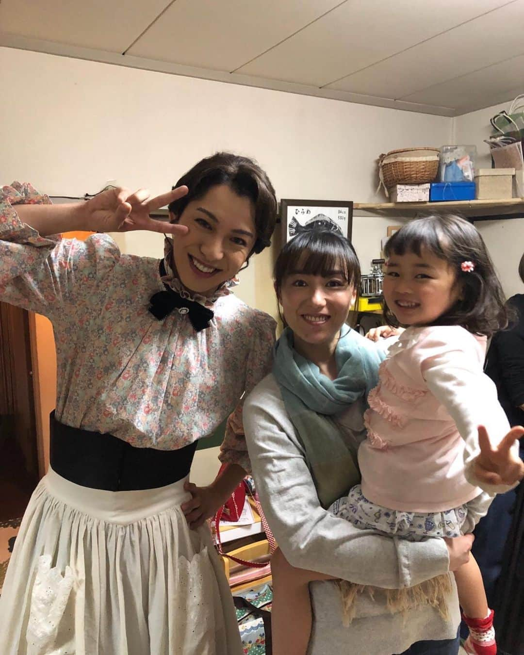 大野拓朗さんのインスタグラム写真 - (大野拓朗Instagram)「#ベビーシッターギン 第2話 今夜22時から放送ですー！ #大野拓朗 #ゆりやんレトリィバァ #東風万智子 さん #天野浩成 さん #古川凛 #池谷美音」7月7日 19時28分 - takuro.ohno