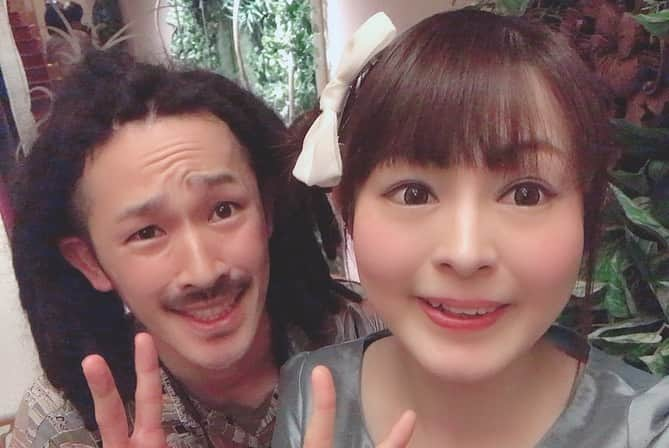 山本かおりさんのインスタグラム写真 - (山本かおりInstagram)「昨日は #渋谷クロスFM 開局4周年 #記念 #パーティー 皆さま #ありがとうございました ☺️🌷 #毎週木曜日 #21時 「#渋谷DEもっさんタイム」 #毎月第2金曜日 #17時 「#しぶやDEしょーこ！」 の #MC として これからも精一杯努めます！  #これからもどうぞ宜しくお願い致します🌸  #radio #shibuyacrossfm #shibuyascramble #shibuyacrossing #shibuya #시부야 #파티 #라디오 #개국 #4주년 #radiopersonality #셀 #일본인 #축하합니다」7月7日 19時50分 - mochamocchan