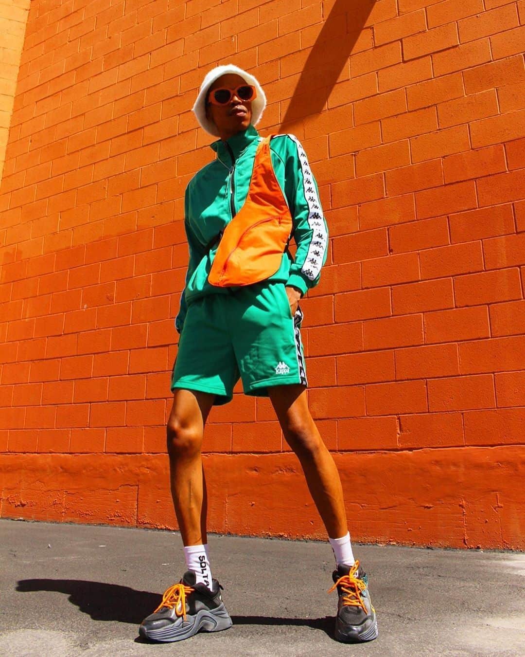 ASOSさんのインスタグラム写真 - (ASOSInstagram)「All in for colour-blocking 👏 📸 @griztriz 🔎 Kappa Banda Anniston track jacket (1391046), Kappa Authentic Cole shorts (1391054)」7月7日 20時15分 - asos