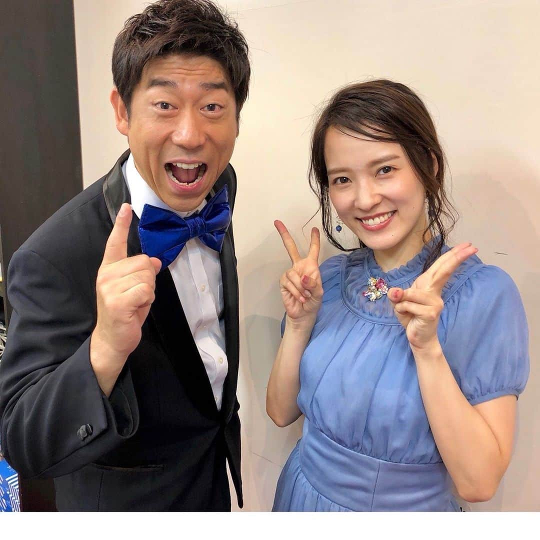 原口あきまささんのインスタグラム写真 - (原口あきまさInstagram)「今日は、出張なんでも鑑定団の収録でした✌️「名画鑑定大会」楽しく盛り上がりました。放送は、7月30日 。 #出張なんでも鑑定団  #名画鑑定大会 #奈津子 #ライブ次の日からフル稼働 #全身筋肉痛 #放送をお楽しみに #原口あきまさ」7月7日 20時59分 - akimasa_haraguchi