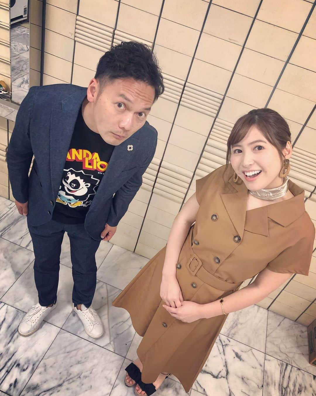 外賀幸一さんのインスタグラム写真 - (外賀幸一Instagram)「＂20190707＂  きょうもご覧いただいたみなさま ありがとうございました！  今回はパンダライオンのKIMさんが VTR出演だったので スタジオ衣装に 「PANDALION 5th ANNIVERSARY」 Tシャツを着て出ました♪  セットアップはデニム生地で モーダクラトーレさんに 仕立てていただきました！ 着心地最高です☆」7月7日 21時26分 - 51geka51