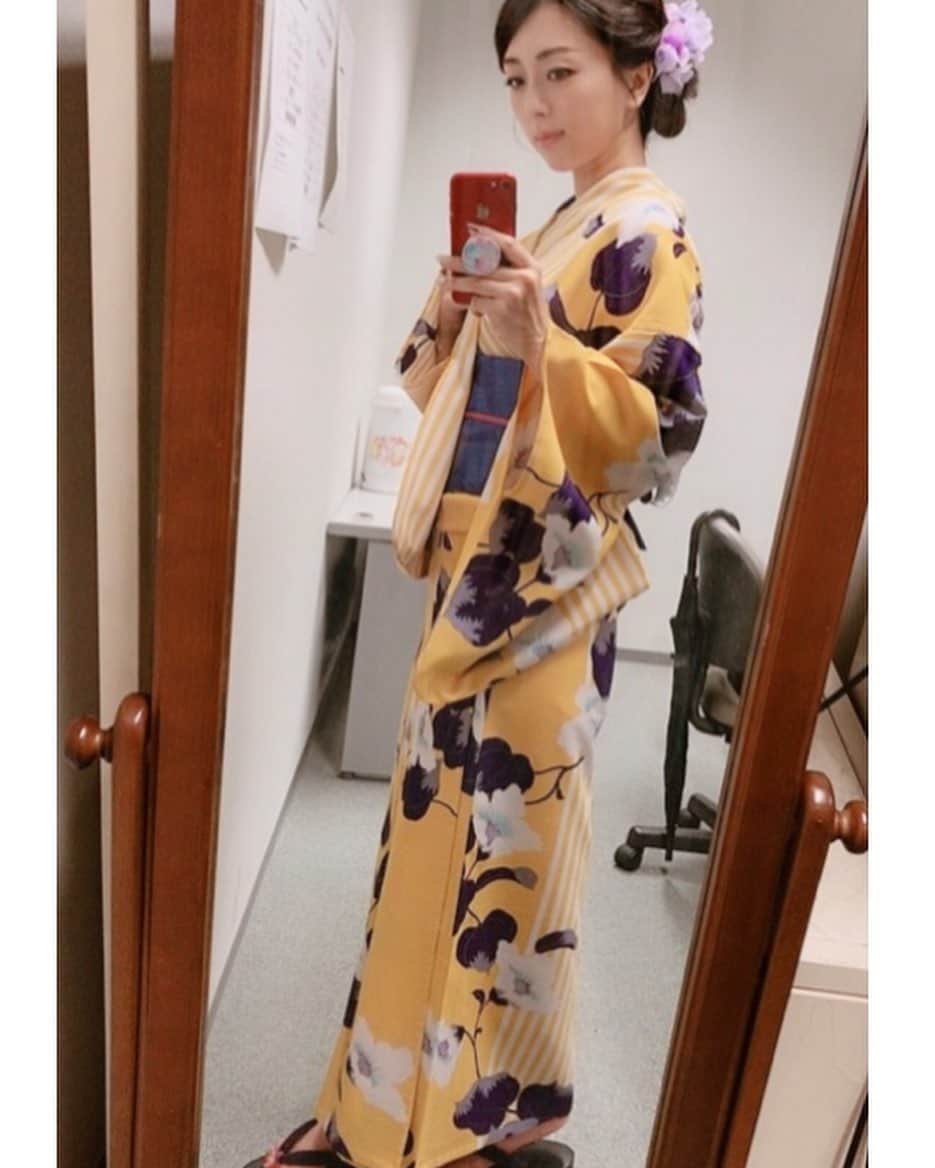 祥子さんのインスタグラム写真 - (祥子Instagram)「👘 仕事だとしても浴衣が着られるのは嬉しい☺️💓 気持ちの中では… 夏のはじまり🎐 #浴衣 #yukata #夏 #summer #ゆかた #happy #夏のはじまり」7月7日 21時31分 - sho_ko.0413