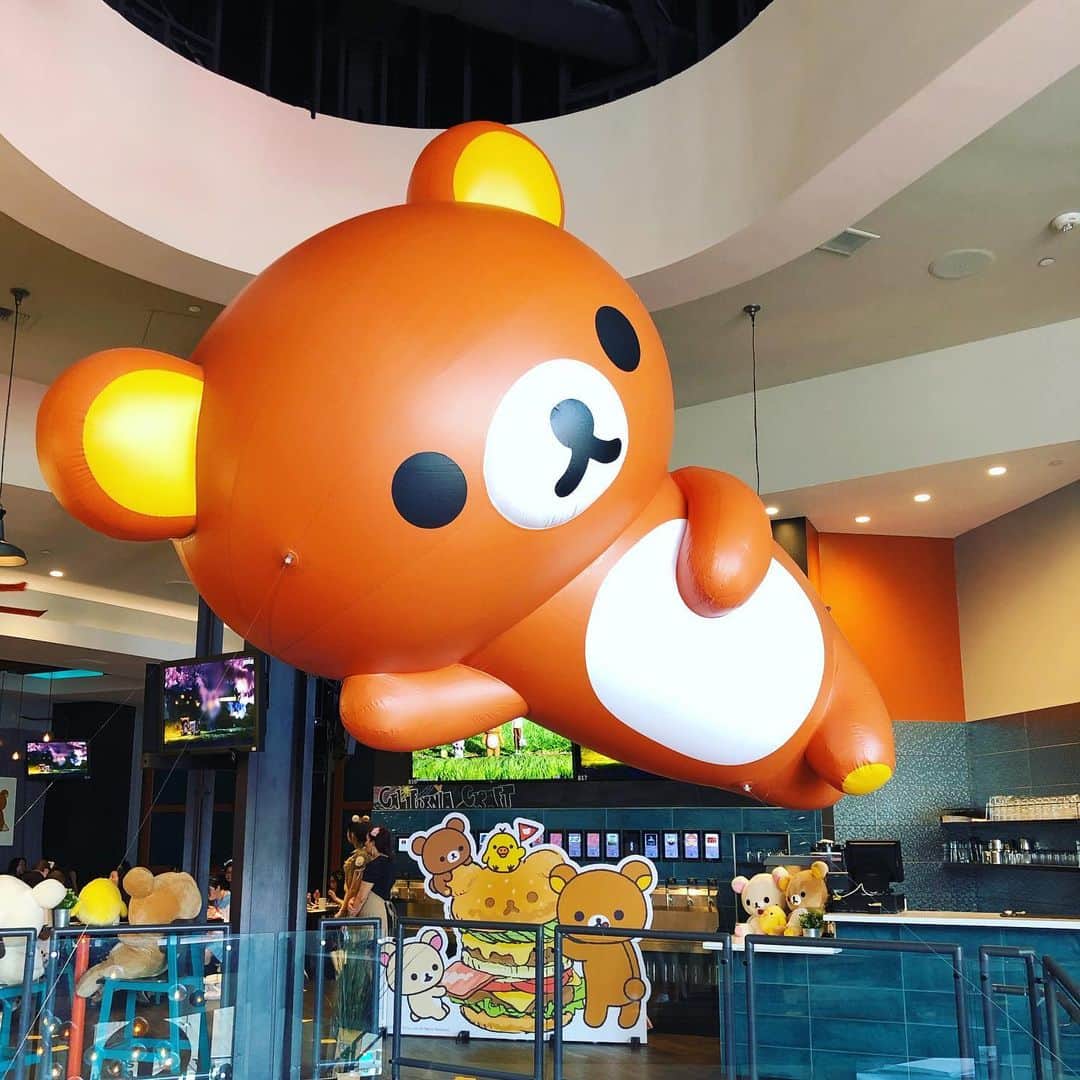 Rilakkuma US（リラックマ）さんのインスタグラム写真 - (Rilakkuma US（リラックマ）Instagram)「Second day of Rilakkuma Cafe Pop Up at downtown Los Angeles and Rilakkuma and friends are ready to have fun with all of you! . . . #rilakkumaus #rilakkuma #sanx #kawaii #dtla #リラックマ #サンエックス #cafe」7月8日 3時03分 - rilakkumaus
