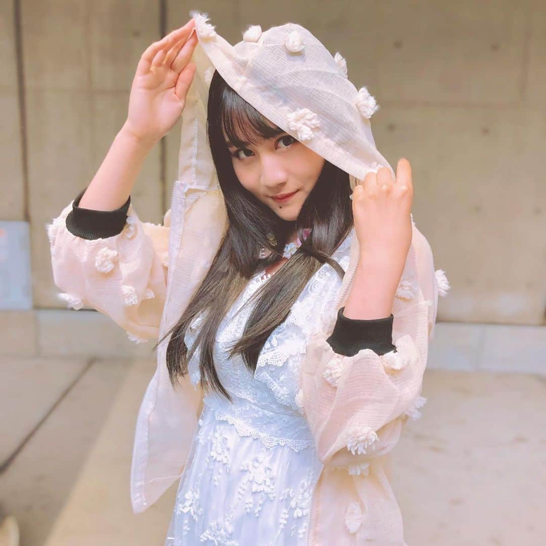 久代梨奈さんのインスタグラム写真 - (久代梨奈Instagram)「昨日の握手会の私服♪ レースいっぱい♪✨ 4枚目の写真は大切なオトモから誕生日プレゼント👭🎁👂 めっちゃかわいくないっ？オシャンジャナイッ？」7月7日 21時42分 - rina.kushiro_official