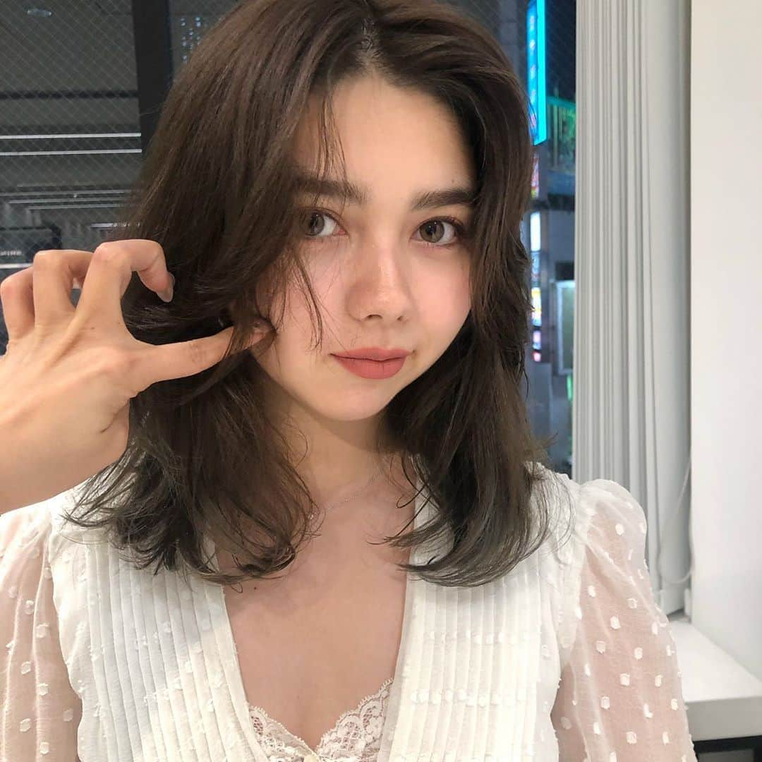 メロディー・チューバックさんのインスタグラム写真 - (メロディー・チューバックInstagram)「chopped off ✂︎ #feelsgreat #やたった #なすさんてんさいつぁんさい」7月7日 21時41分 - melodychubak