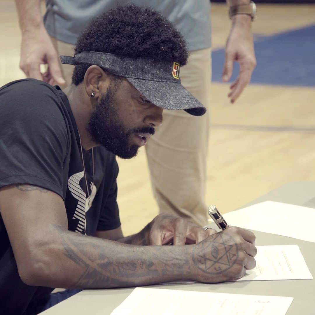 Brooklyn Netsさんのインスタグラム写真 - (Brooklyn NetsInstagram)「Officially official 📝」7月7日 22時09分 - brooklynnets