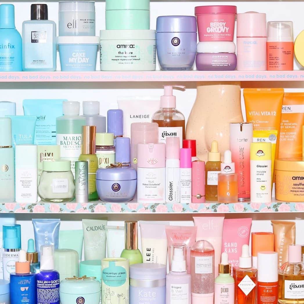 TONYMOLY USA Officialさんのインスタグラム写真 - (TONYMOLY USA OfficialInstagram)「💯💯💯 Another #shelfie perfection from @dirtyboysgetclean ft. Our Vital Vita 12 Jelly Cleanser! Available at @macys & @rileyrose #xoxoTM #TONYMOLYnMe」7月7日 22時29分 - tonymoly.us_official