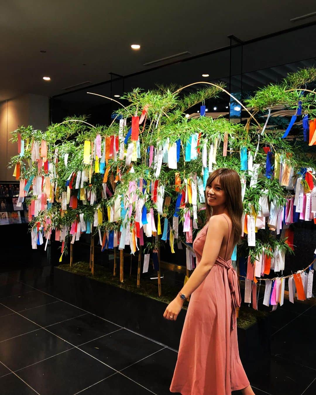 野田彩加さんのインスタグラム写真 - (野田彩加Instagram)「七夕🎋 なんで毎年雨なんだろ〜🥺 短冊かいた〜？😊 ・ ・ ・ 👗→@rurume_official  #七夕 #たなばた #短冊 #短冊に願い事  #7月7日 #織姫 #彦星 #天の川 #織姫と彦星」7月7日 22時32分 - aya.205